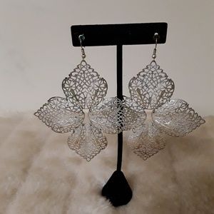0 Jewelry - Silvertone Filigree Flower Pierced Dangle Earrings 0 Jewelry - Silvertone Filigree Flower Pierced Dangle Earrings